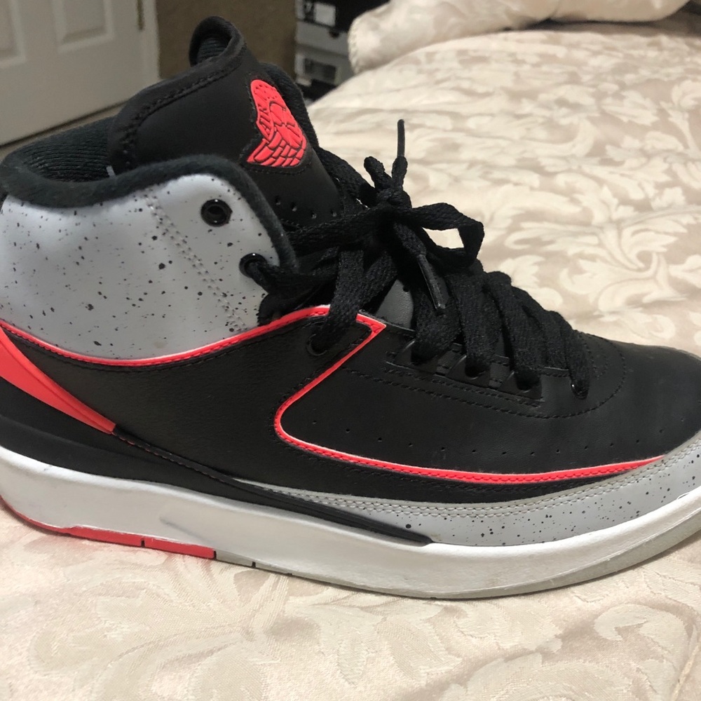 Retro Air Jordan 2 infrared
